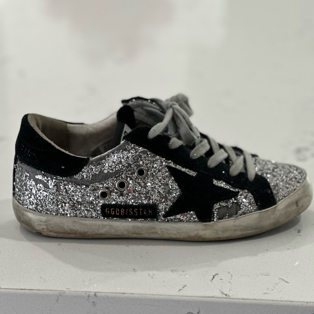 Golden Goose silver/ black size 36 shoe. - Picture 5 of 13